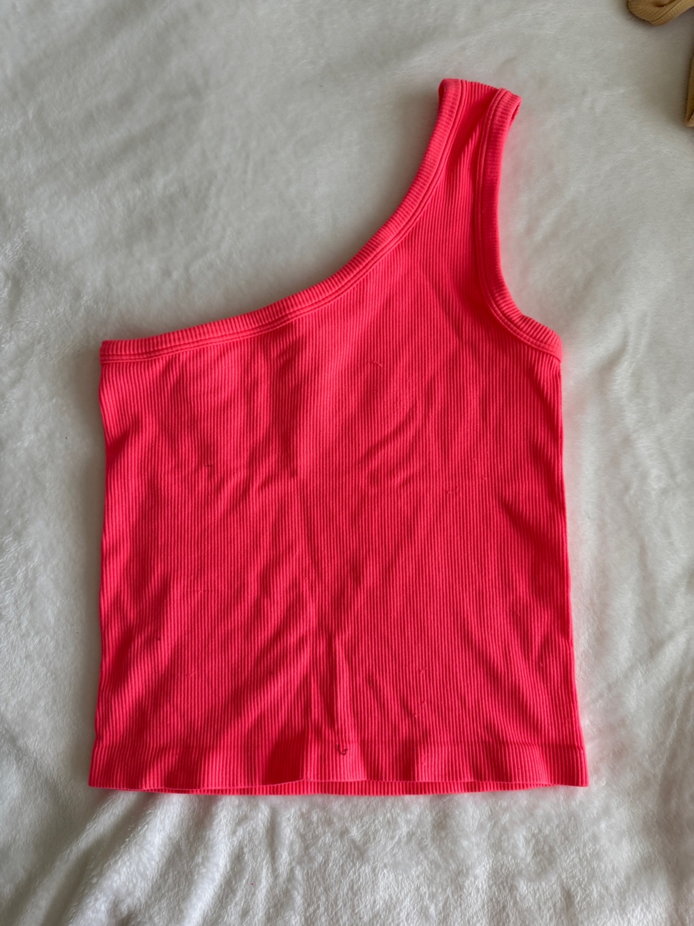 Bright tank top one shoulder